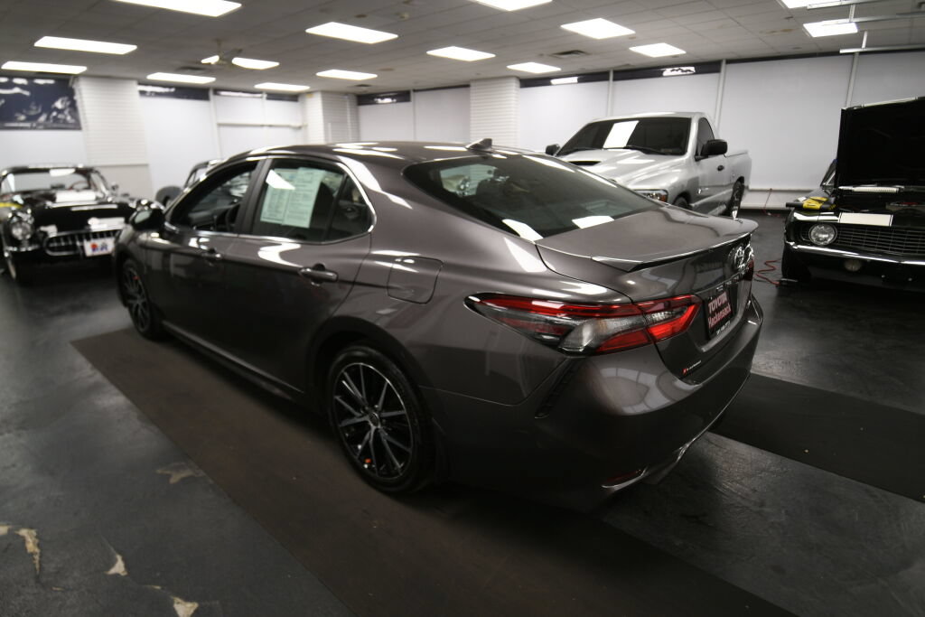 Certified 2024 Toyota Camry SE w/ Cold Weather Package FWD image 6