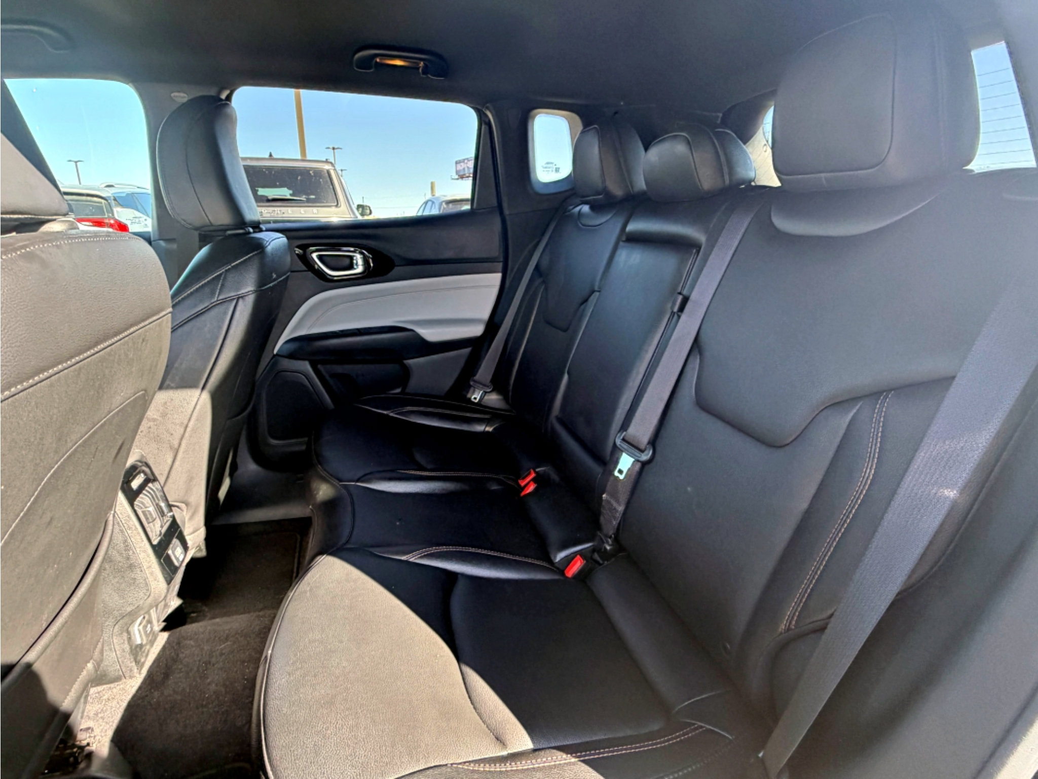 Used 2024 Jeep Compass Limited AWD/4WD image 23