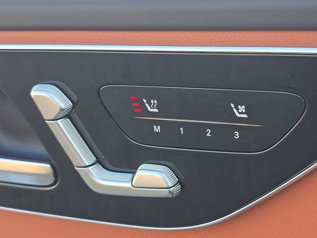 New 2026 Mercedes-Benz C 43 AMG 4MATIC Sedan image 6