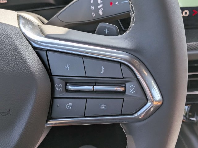 New 2027 Chevrolet Traverse Z71 w/ Driver Confidence Package AWD/4WD image 26