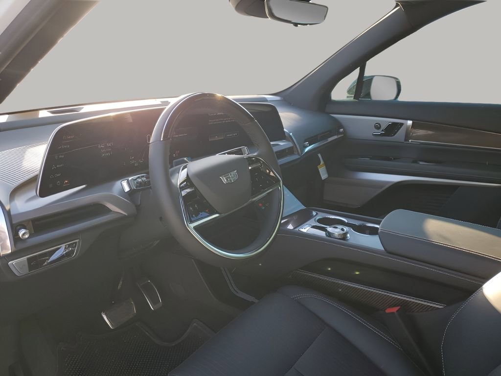 New 2026 Cadillac Vistiq Sport w/ LPO, Floor Liner Package image 30