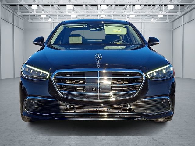 Used 2022 Mercedes-Benz S 580 4MATIC Sedan image 2