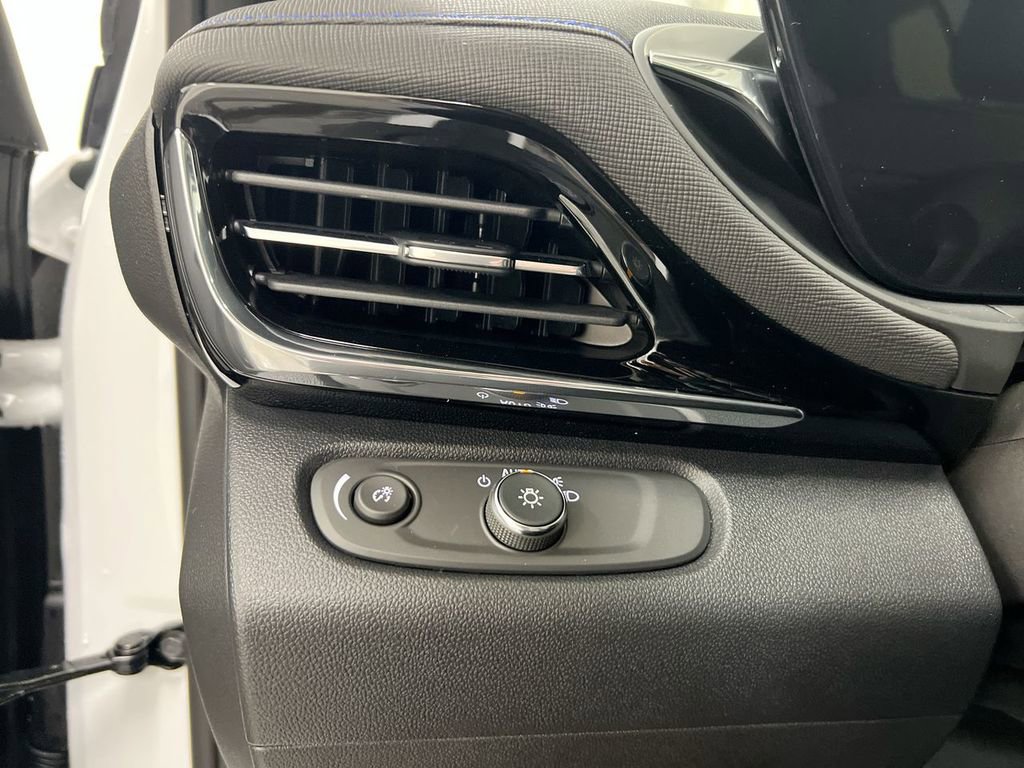 New 2026 Buick Envista Sport Touring w/ Convenience I Package image 17