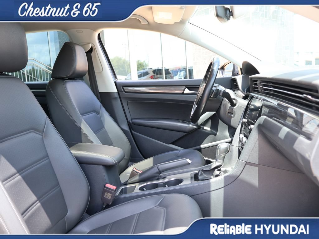 Used 2020 Volkswagen Passat 2.0T R-Line FWD image 10