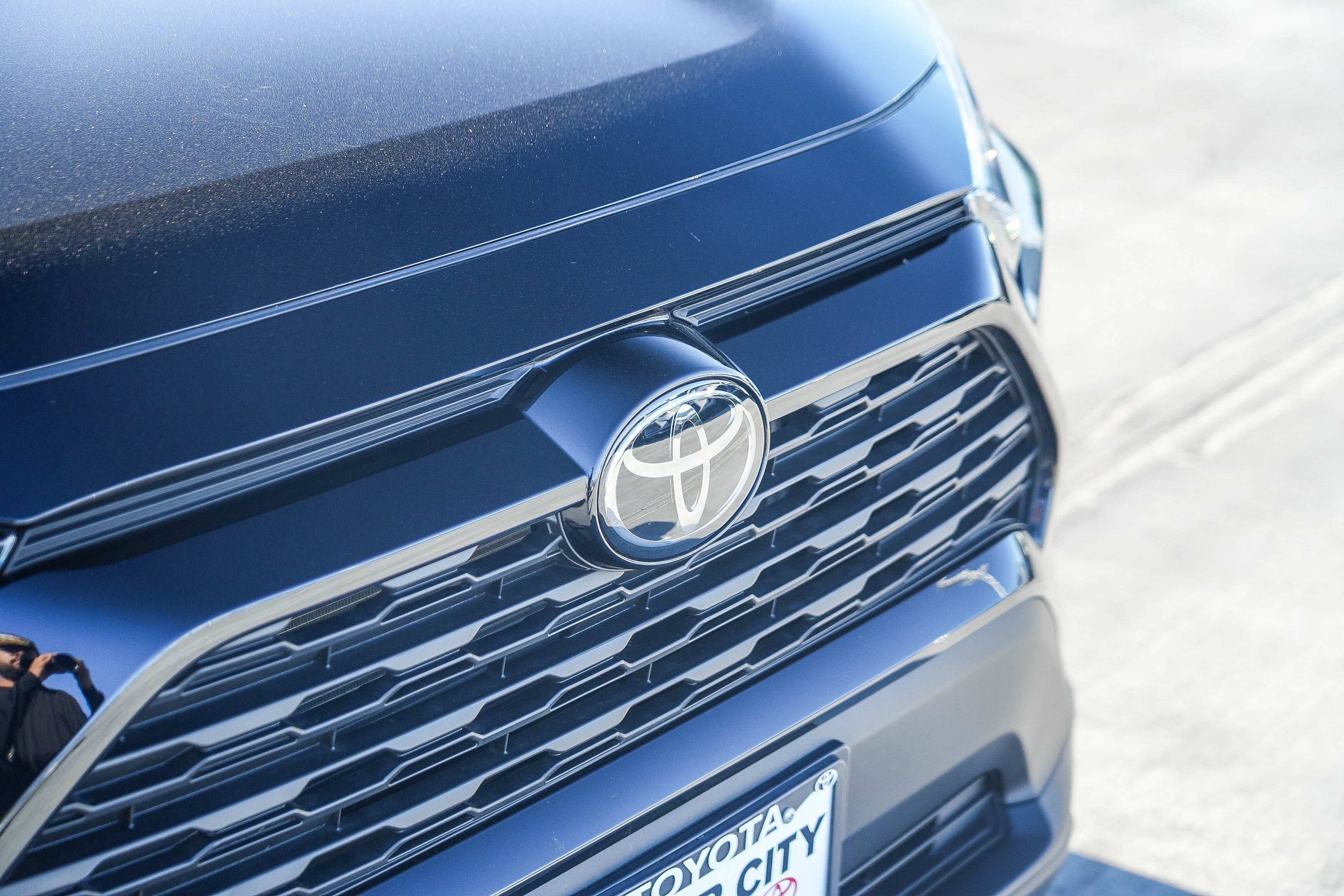 Certified 2024 Toyota RAV4 XLE FWD image 3