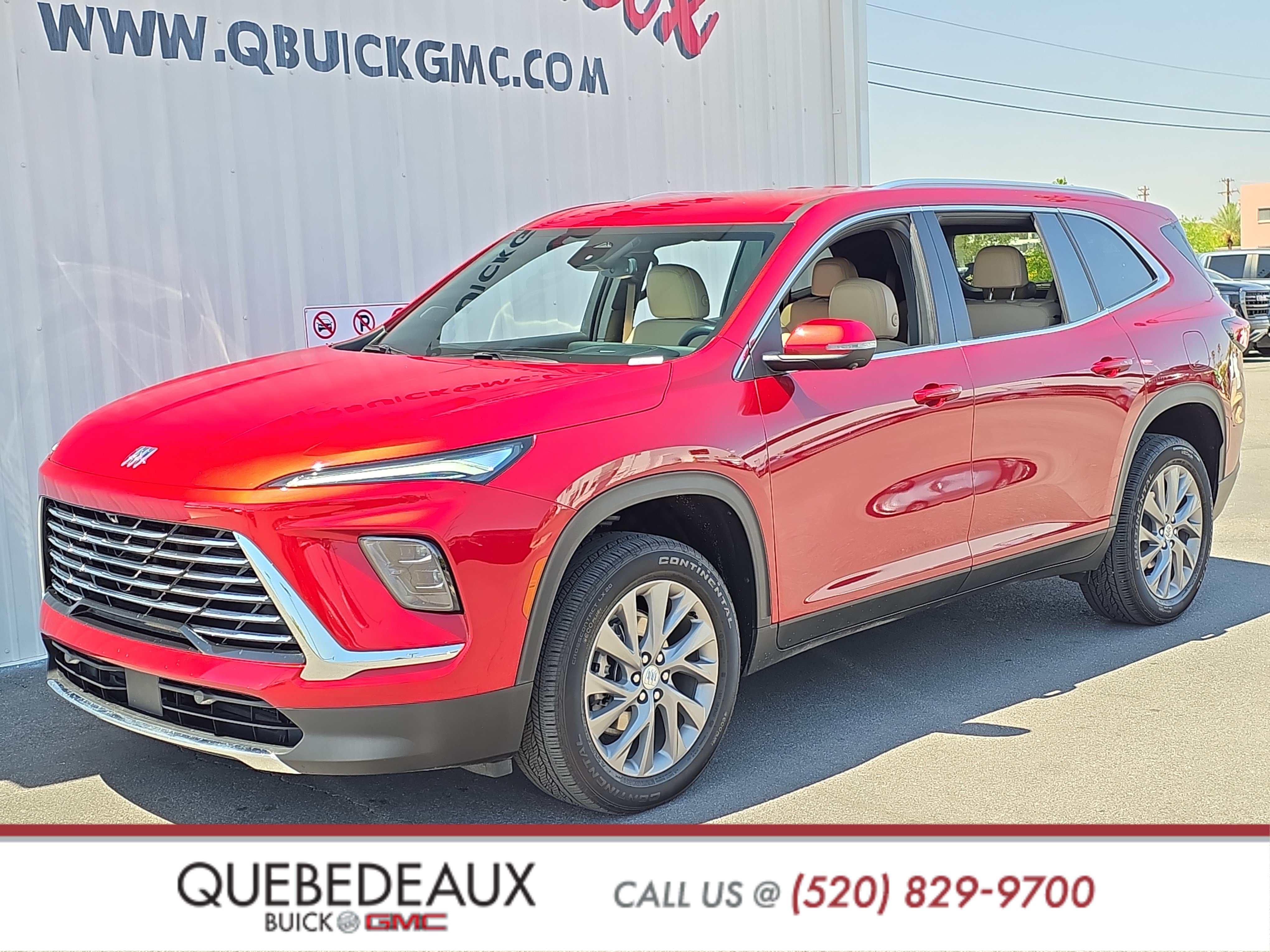Used 2025 Buick Enclave Preferred FWD image 3