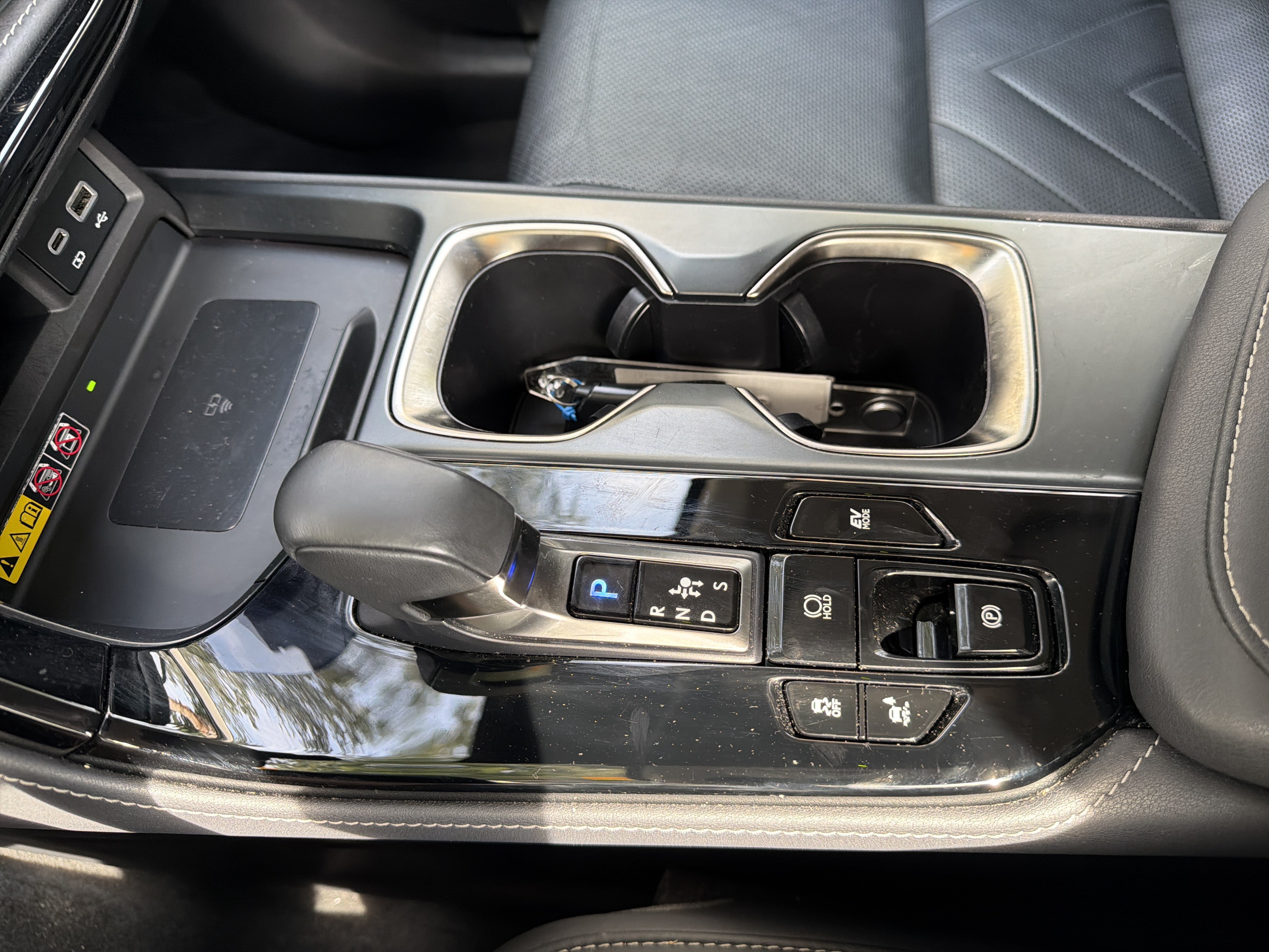 Certified 2024 Lexus NX 350h AWD w/ Vision Package image 26
