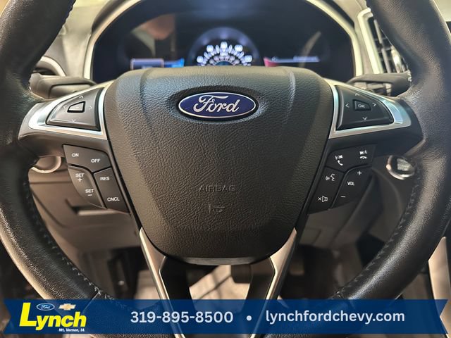 Used 2017 Ford Edge SEL w/ Equipment Group 201A AWD/4WD image 8