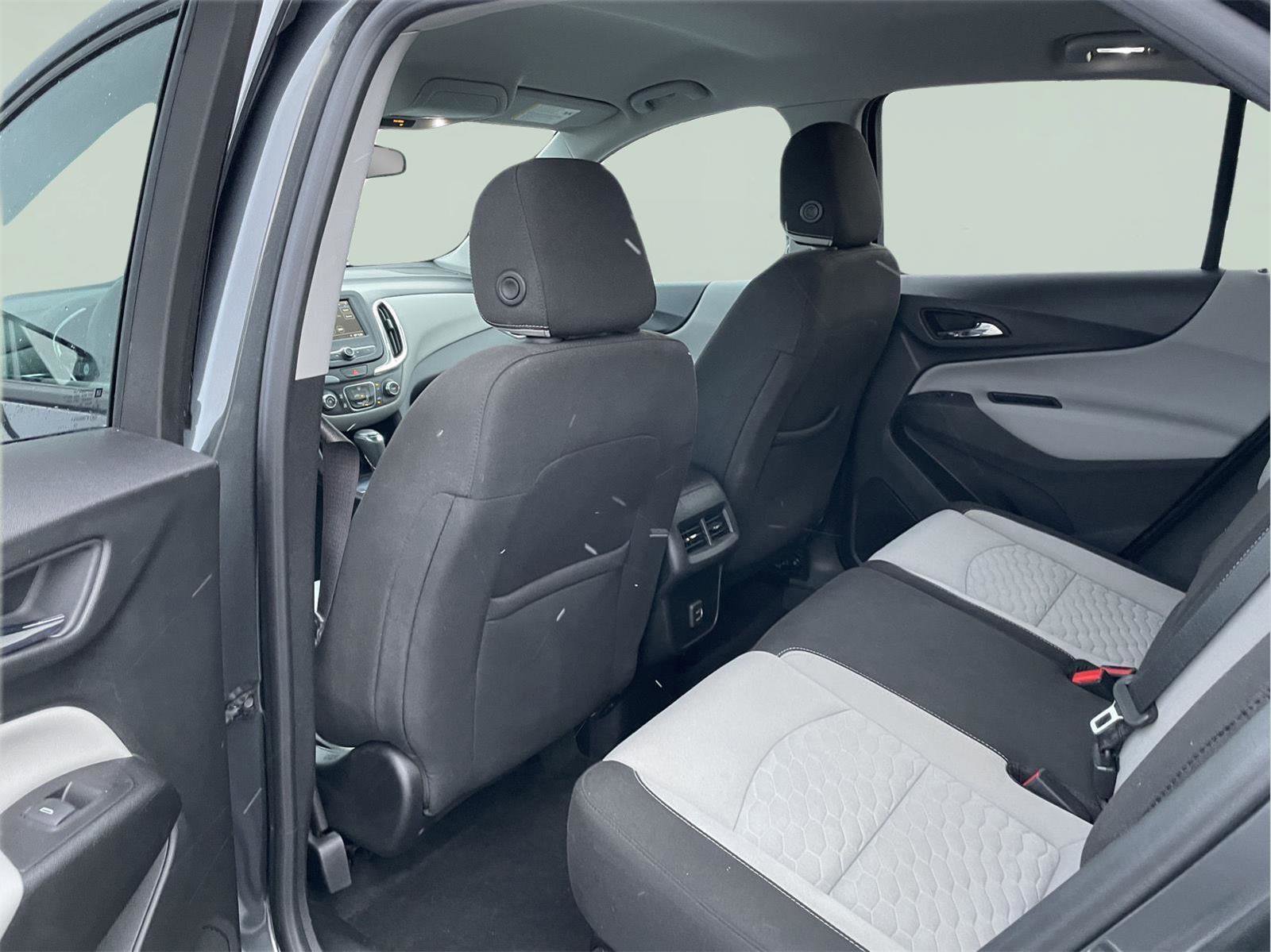 Used 2019 Chevrolet Equinox LS w/ LPO, Chrome Package image 14