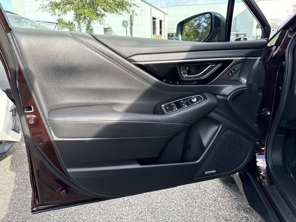 Used 2025 Subaru Outback Limited w/ Popular Package #2 image 17