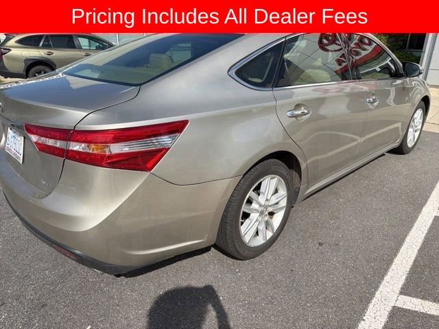 Used 2013 Toyota Avalon XLE FWD image 14