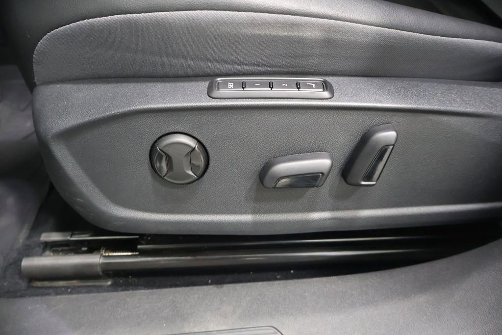 Used 2023 Volkswagen ID.4 Pro S image 14