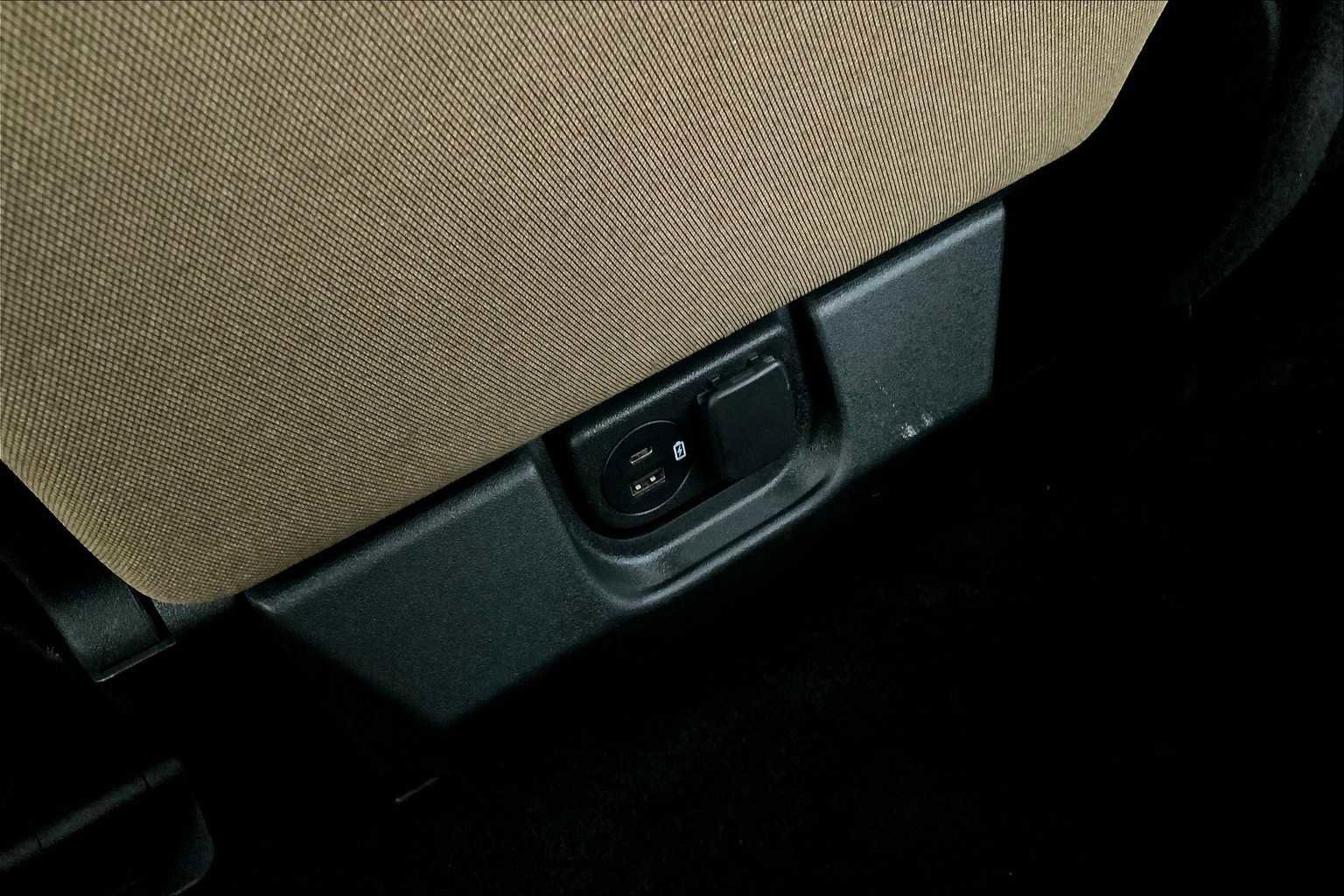 Used 2021 Ford F150 XLT image 38