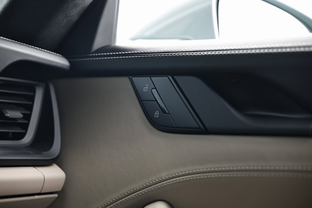 Certified 2025 Porsche 911 Carrera 4 GTS image 43