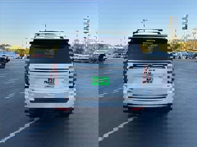 Used 2024 Chevrolet Tahoe Z71 w/ Luxury Package image 9