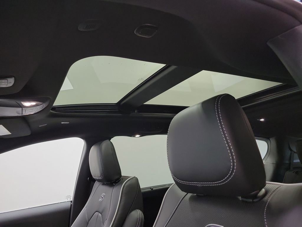 New 2026 Chrysler Pacifica Limited w/ S Appearance Package image 15