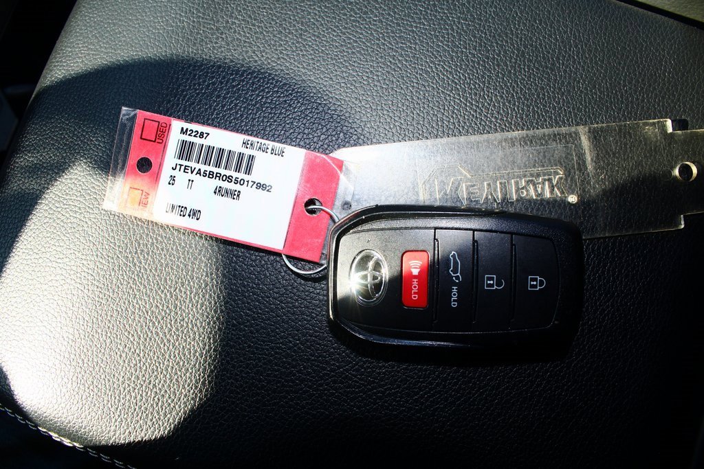 Used 2025 Toyota 4Runner Limited image 24