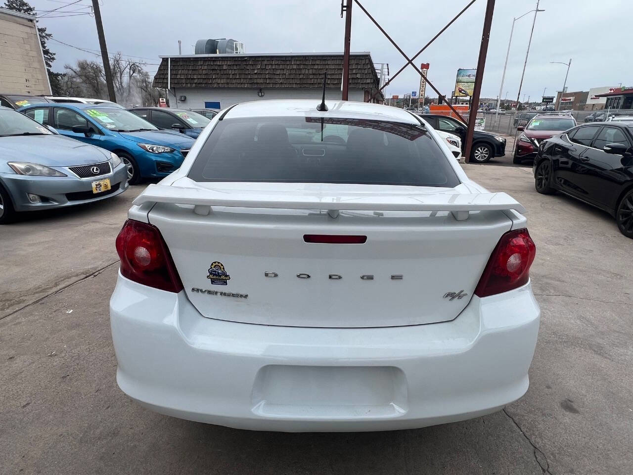 Used 2014 Dodge Avenger R/T w/ Sun/Sound Group FWD image 4