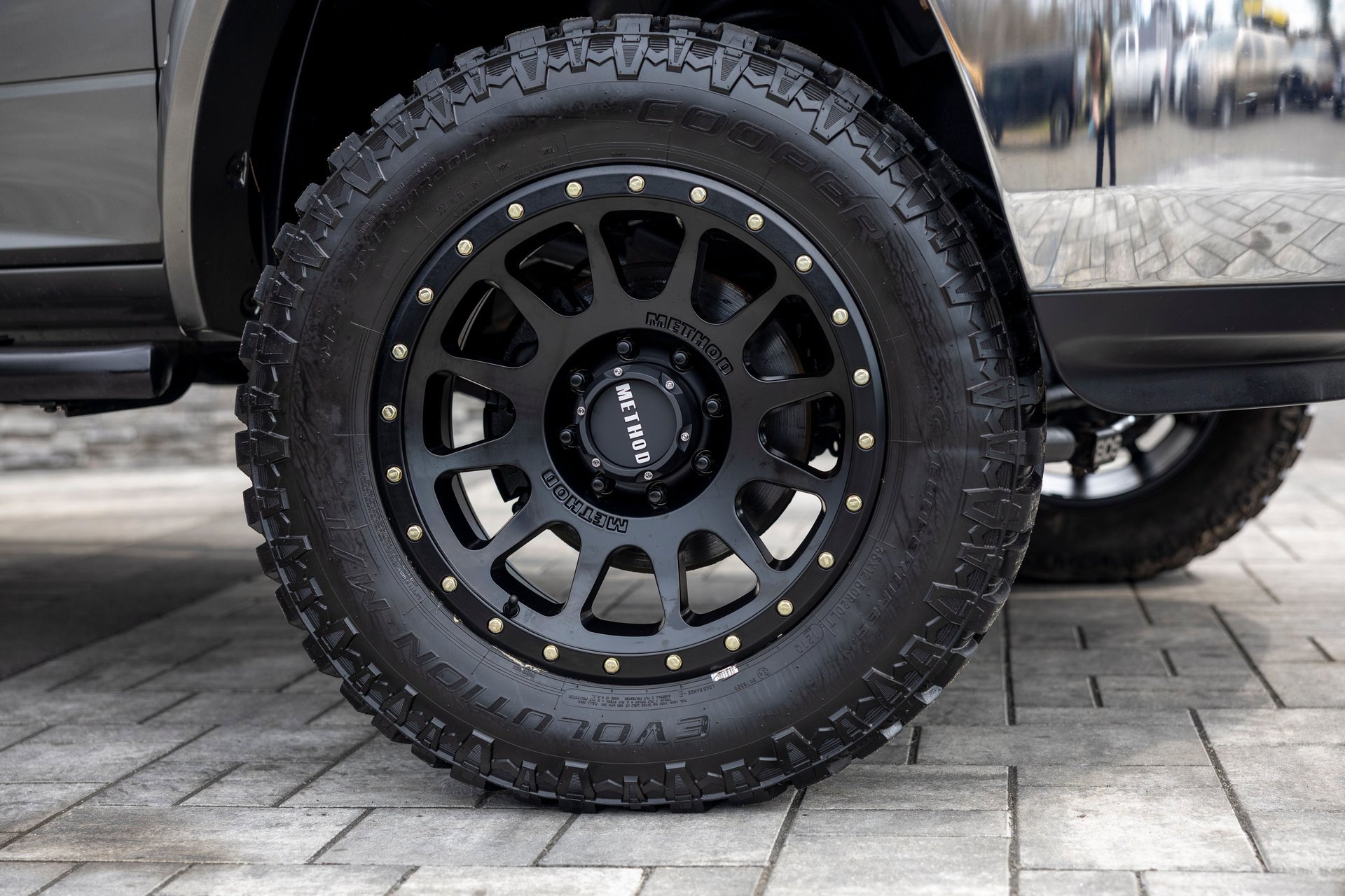 Used 2012 RAM 2500 SLT w/ HD Snow Plow Prep Group AWD/4WD image 3