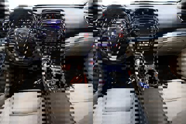 Used 2016 Nissan Maxima 3.5 SV image 2