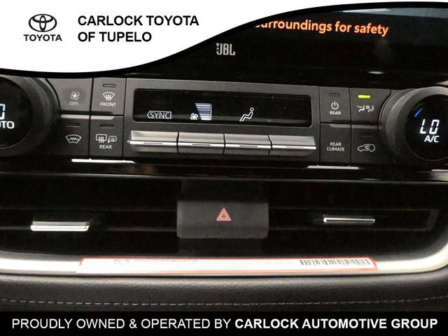Used 2025 Toyota Grand Highlander AWD image 13