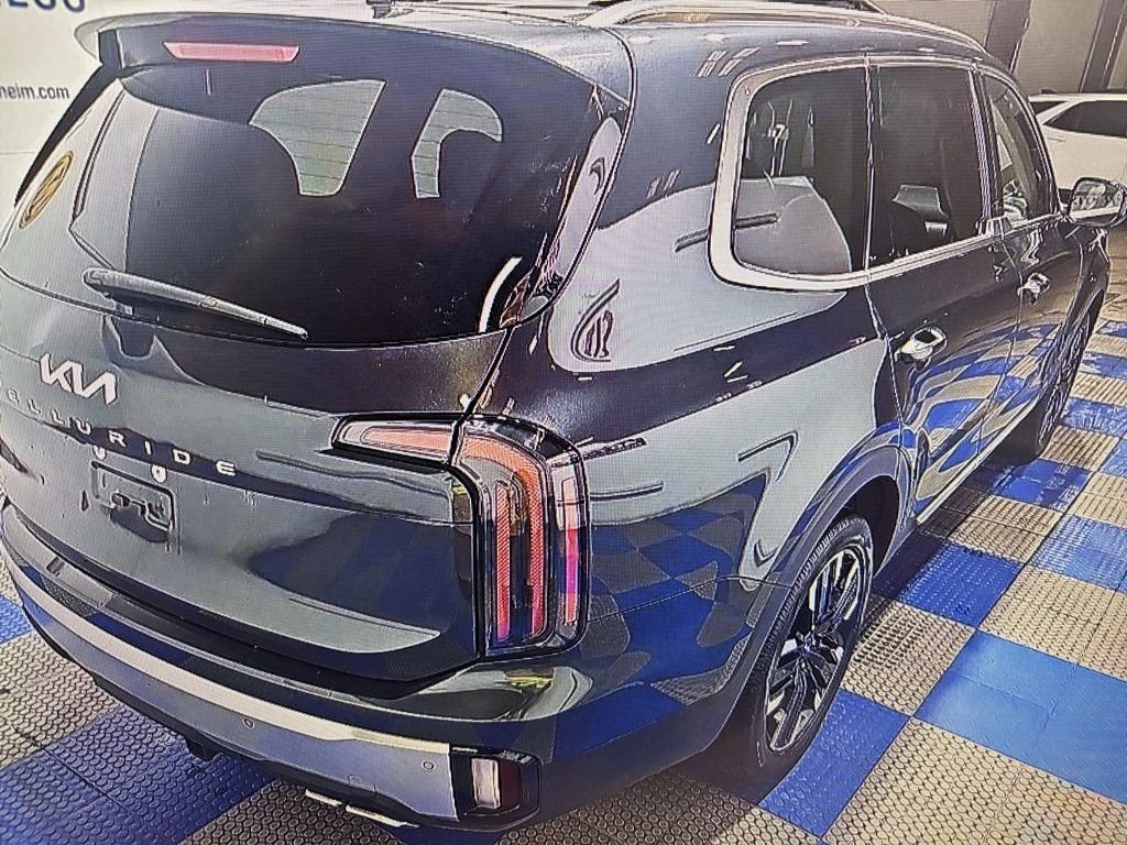 Used 2023 Kia Telluride SX image 4