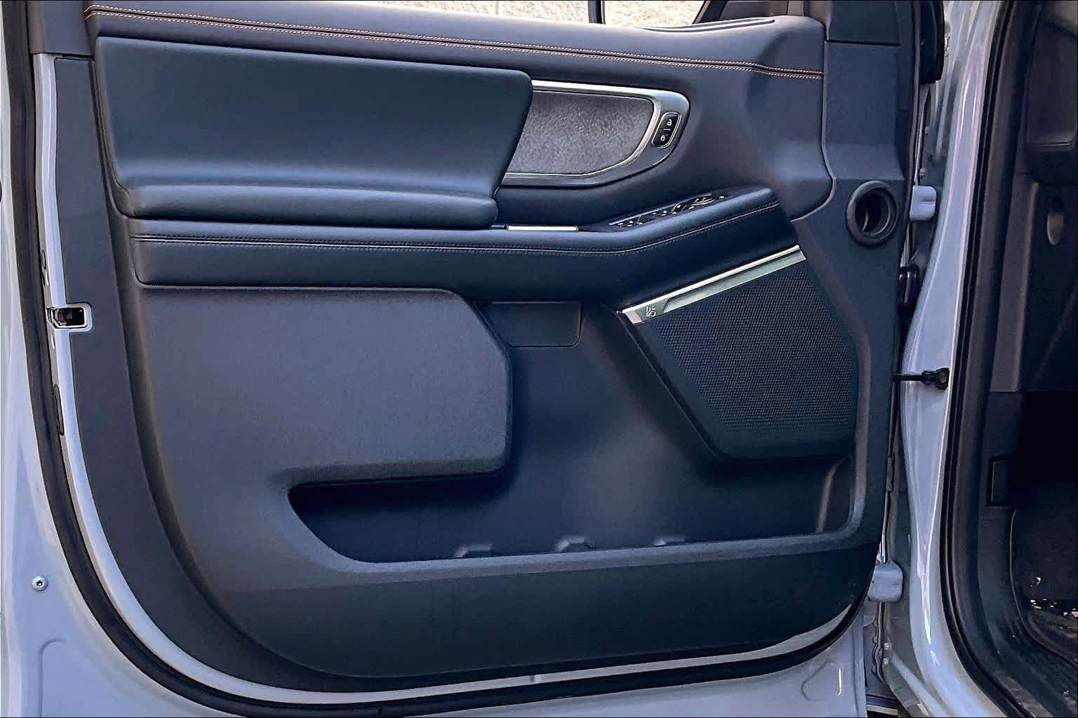 New 2026 Ford Expedition Tremor image 10