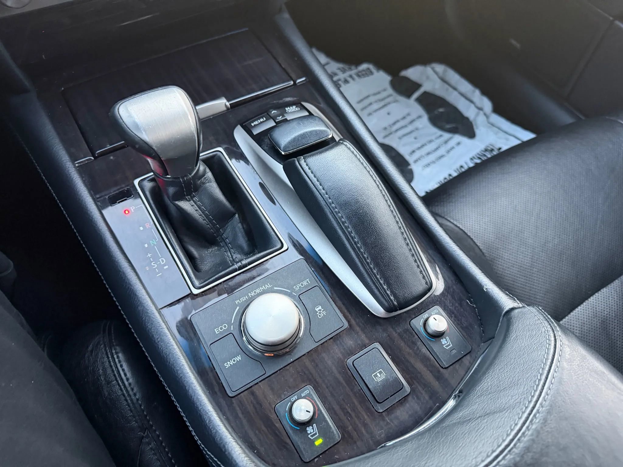 Used 2013 Lexus LS 460 AWD w/ Comfort Pkg image 17