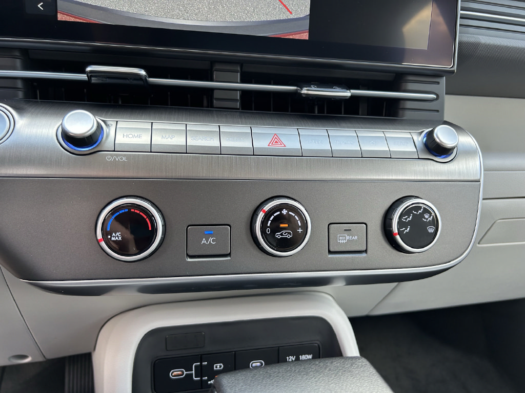 New 2027 Hyundai Kona SE FWD image 26