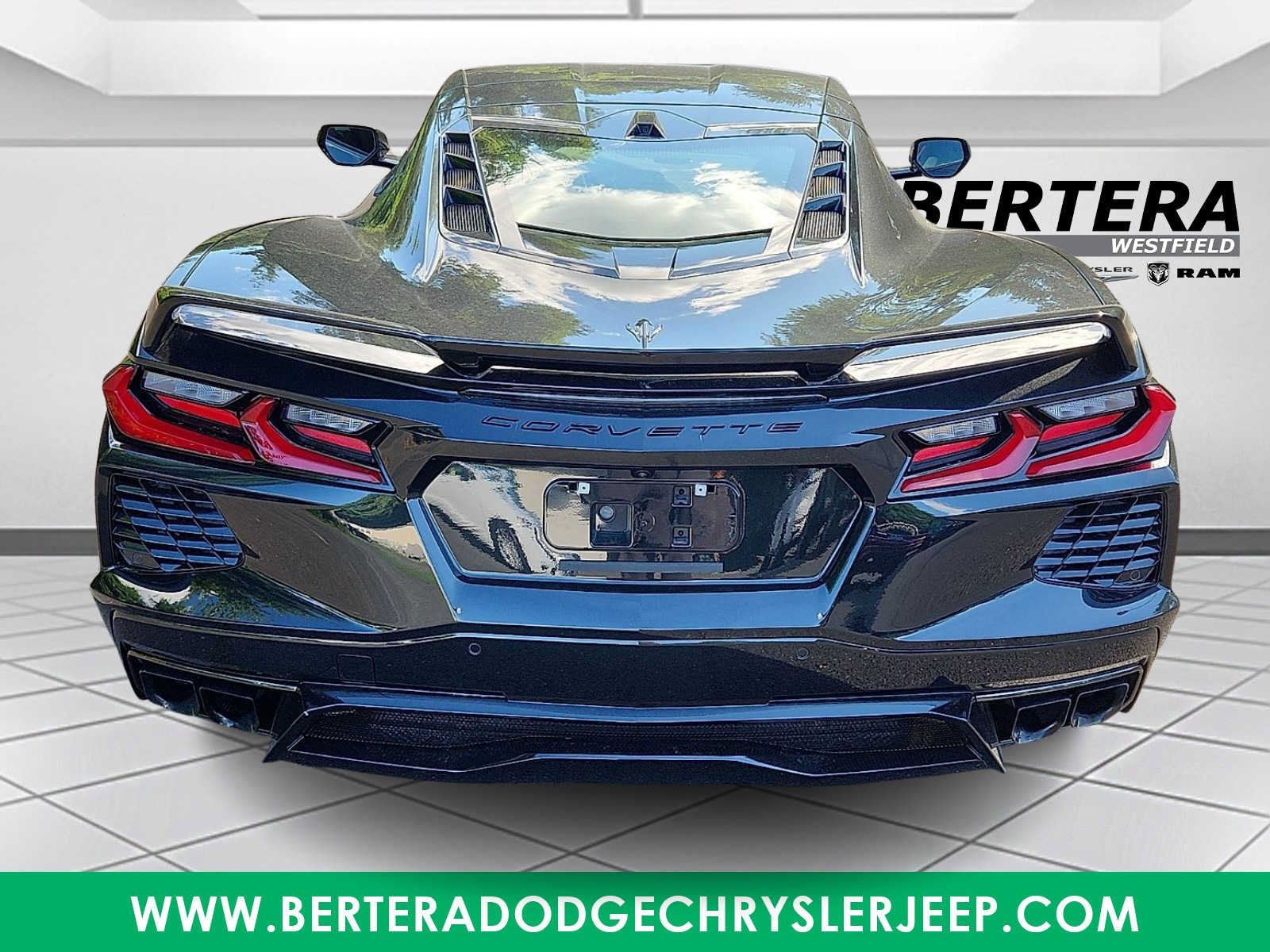 Used 2023 Chevrolet Corvette Stingray Premium Cpe w/ Z51 Performance Package RWD image 5