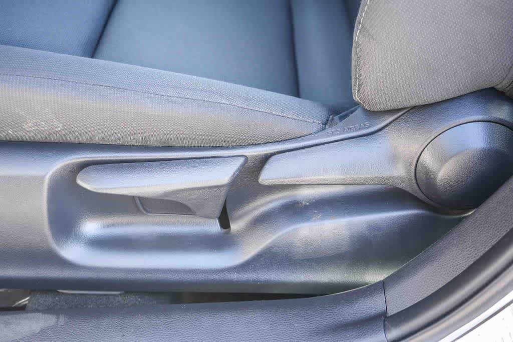 Used 2024 Toyota Corolla LE FWD image 20