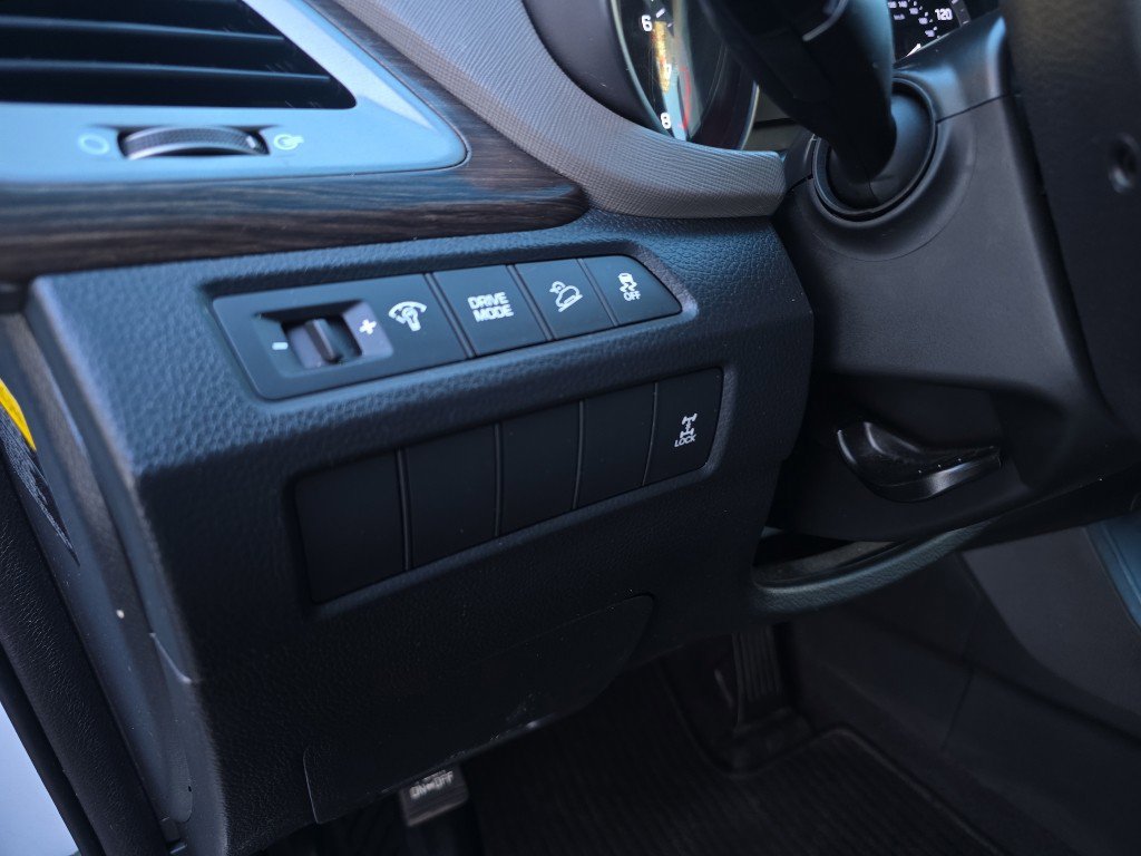 Used 2018 Hyundai Santa Fe Sport image 15