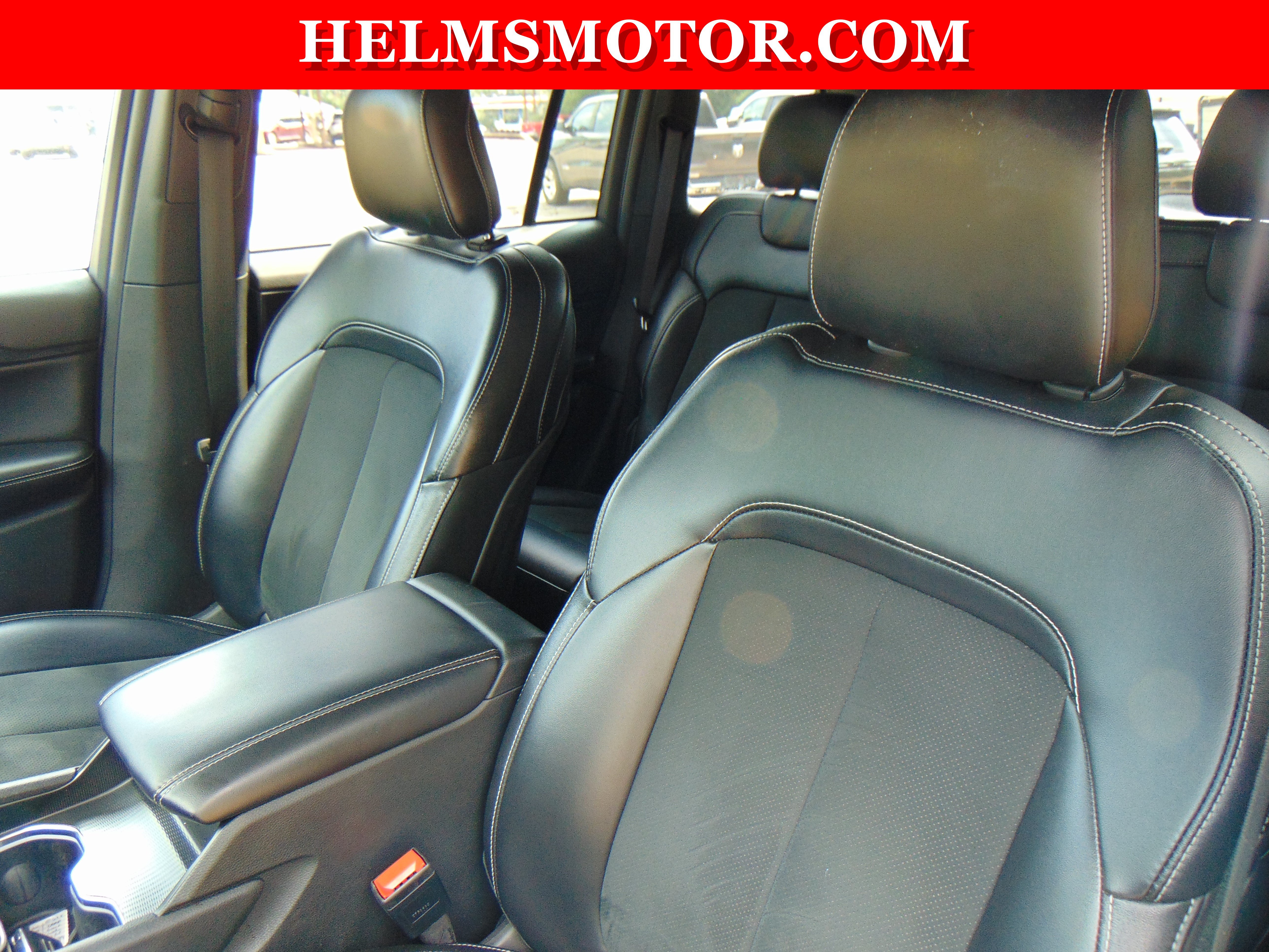 Used 2024 Jeep Grand Cherokee Altitude RWD image 32