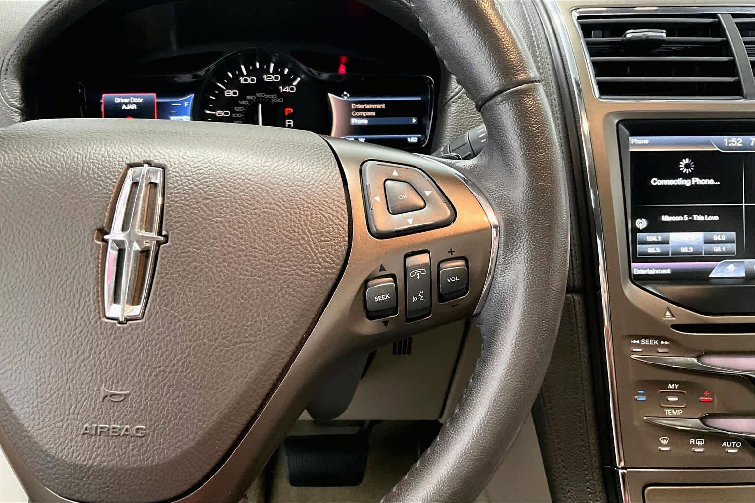 Used 2015 Lincoln MKX AWD w/ Olive Ash Wood Package image 22