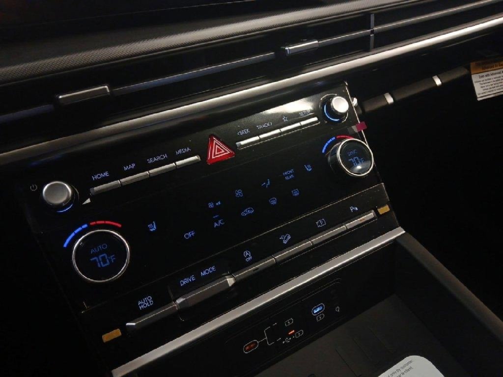 New 2026 Hyundai Santa Fe SEL FWD image 18
