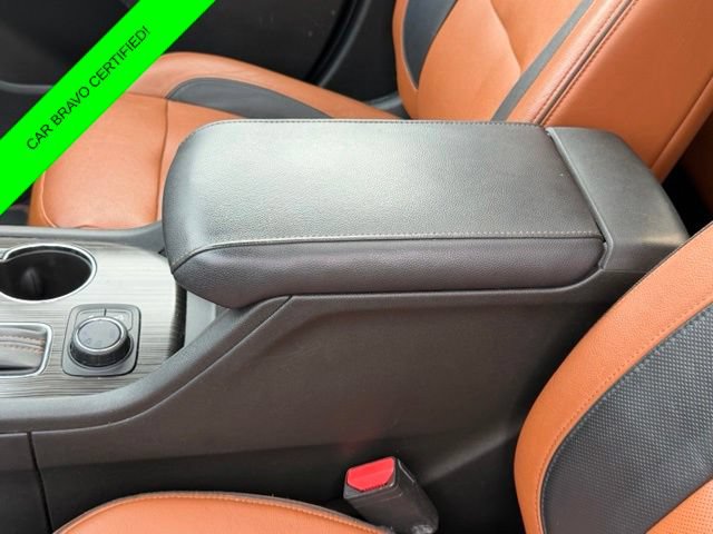 Certified 2017 GMC Acadia SLT AWD/4WD image 33