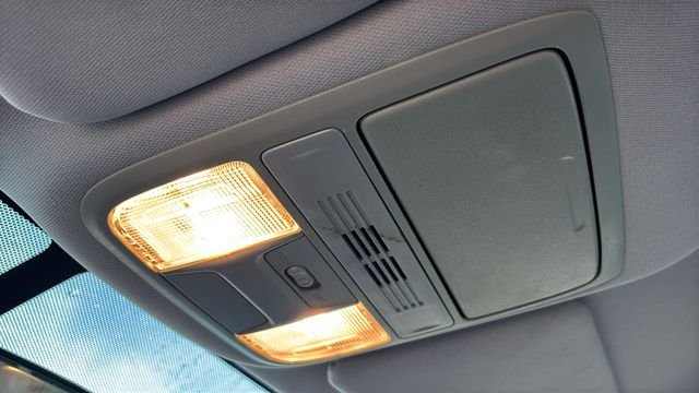 Used 2019 Honda CR-V LX image 19