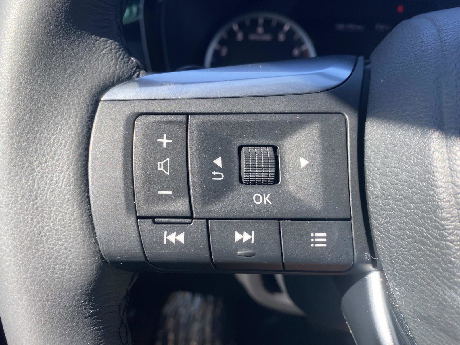 Used 2025 INFINITI QX60 Pure image 26