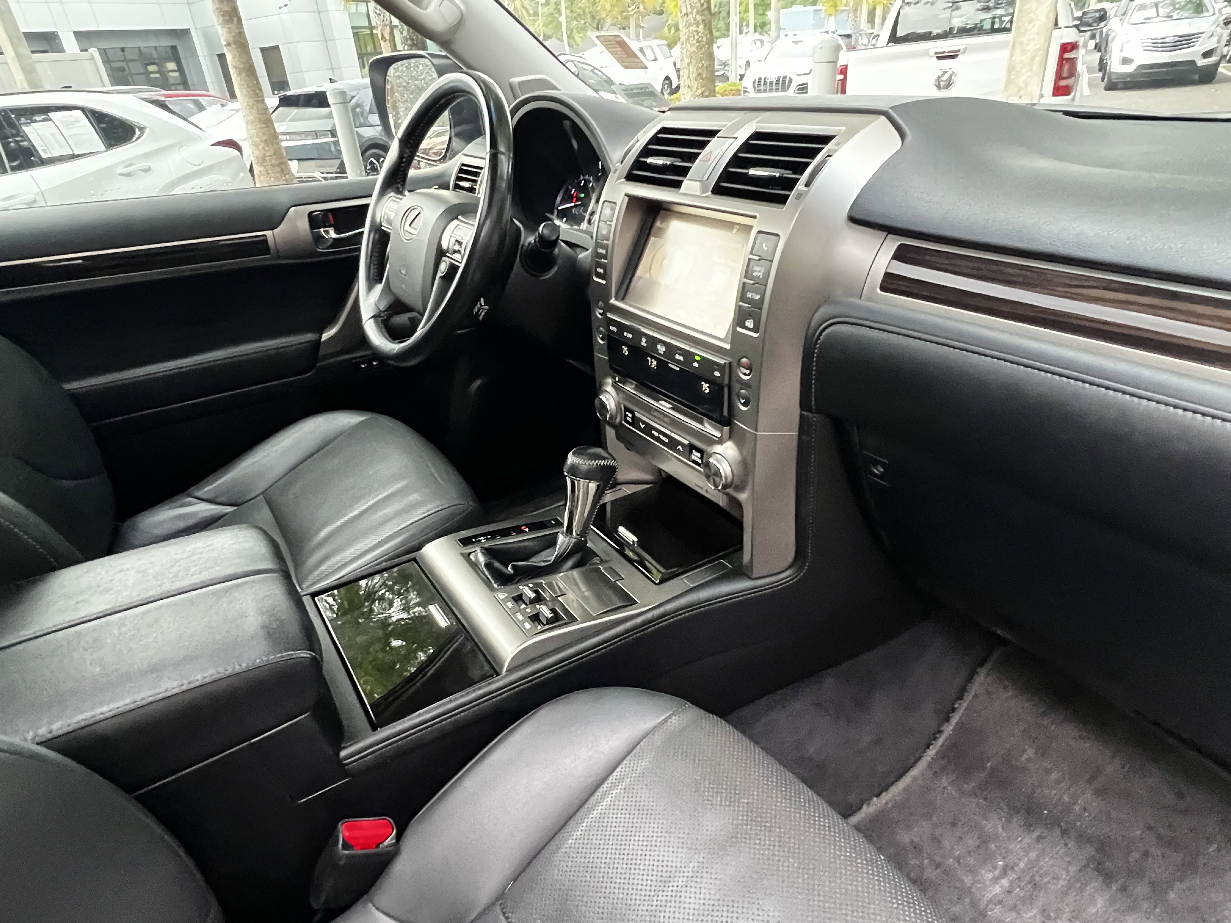 Used 2017 Lexus GX 460 w/ Navigation Package AWD/4WD image 47