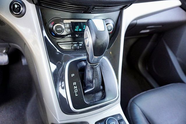 Used 2016 Ford C-MAX Energi SEL FWD image 27