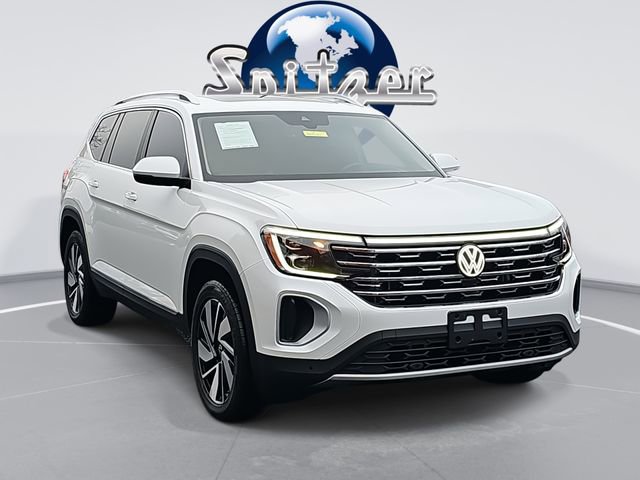 Used 2024 Volkswagen Atlas SEL image 1