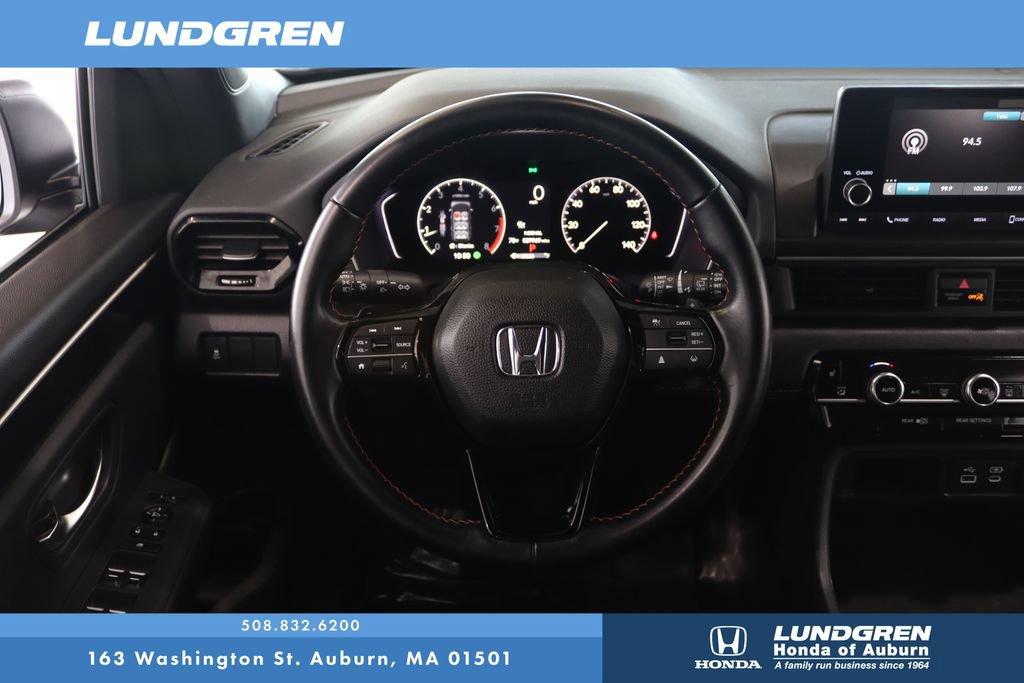 Used 2025 Honda Pilot Sport image 18