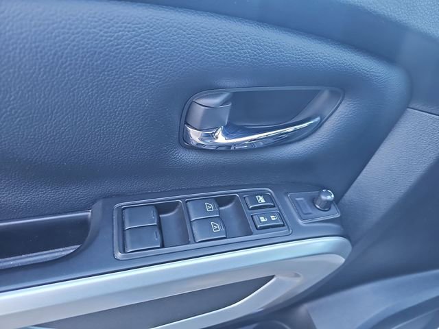 Used 2019 Nissan Titan PRO-4X w/ Pro-4x Convenience Package image 21