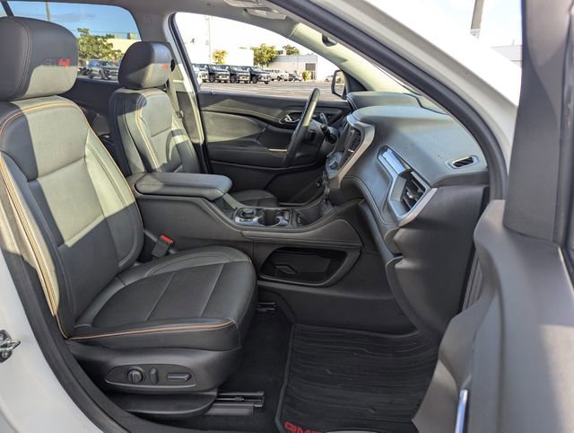 Used 2022 GMC Acadia AT4 w/ Technology Package image 20