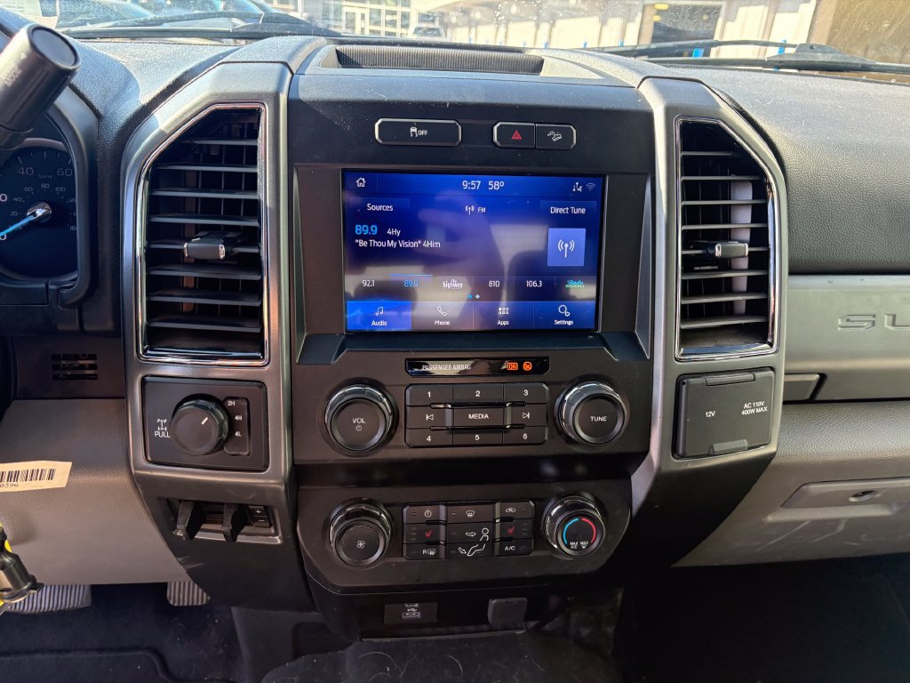 Used 2021 Ford F250 XLT w/ XLT Premium Package AWD/4WD image 22