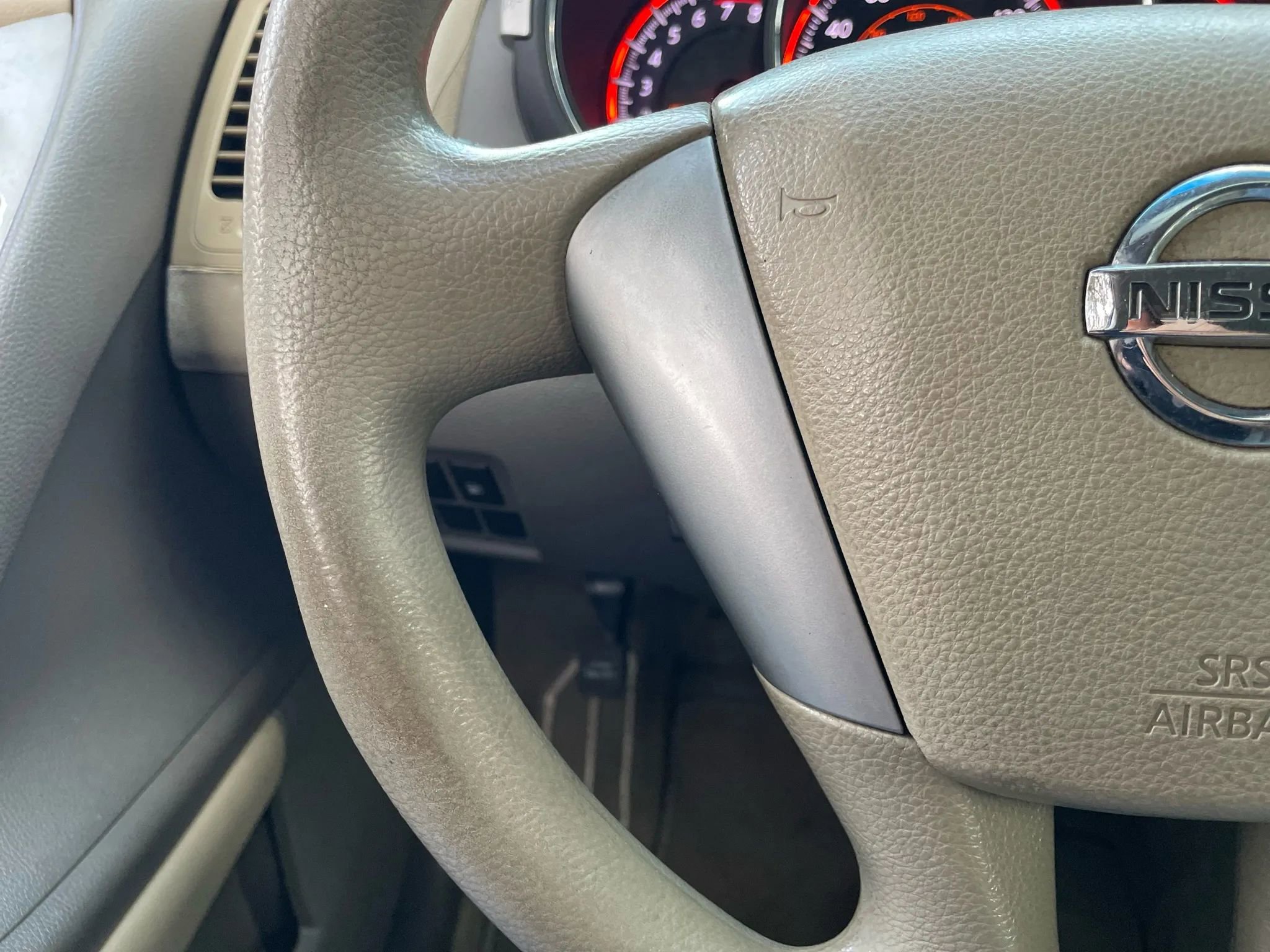 Used 2010 Nissan Murano S image 21