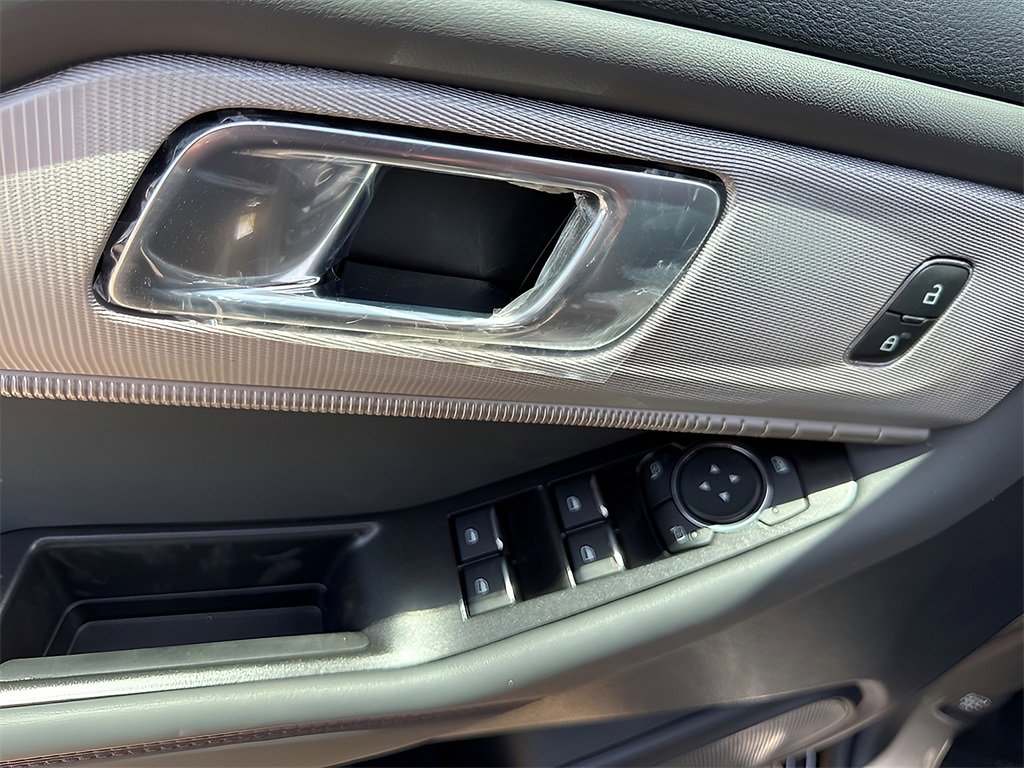 New 2025 Ford Explorer Active image 16