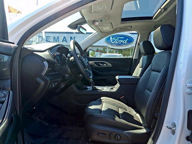 Used 2019 Chevrolet Traverse Premier w/ Redline Edition AWD/4WD image 14