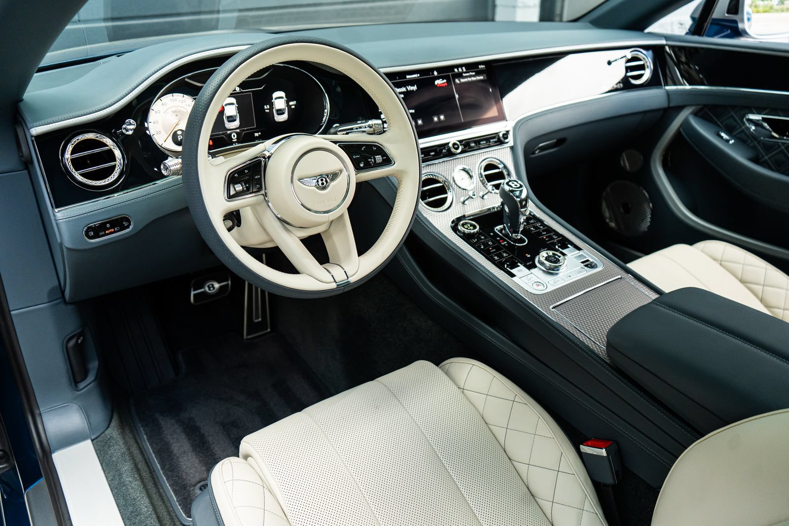 Certified 2023 Bentley Continental GT Mulliner AWD/4WD image 30