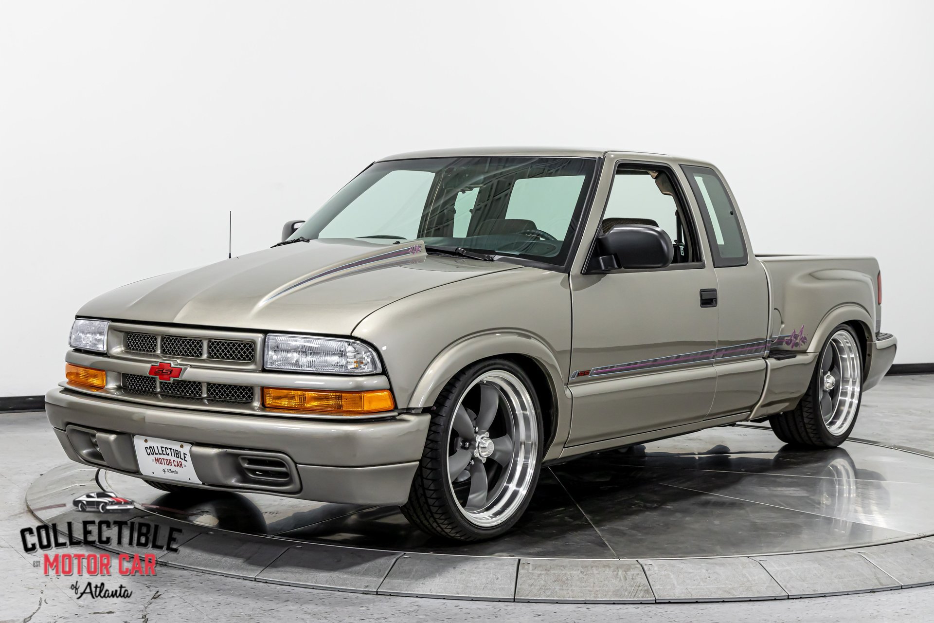Used 2000 Chevrolet S10 Pickup LS w/ Preferred Equipment Group RWD image 8
